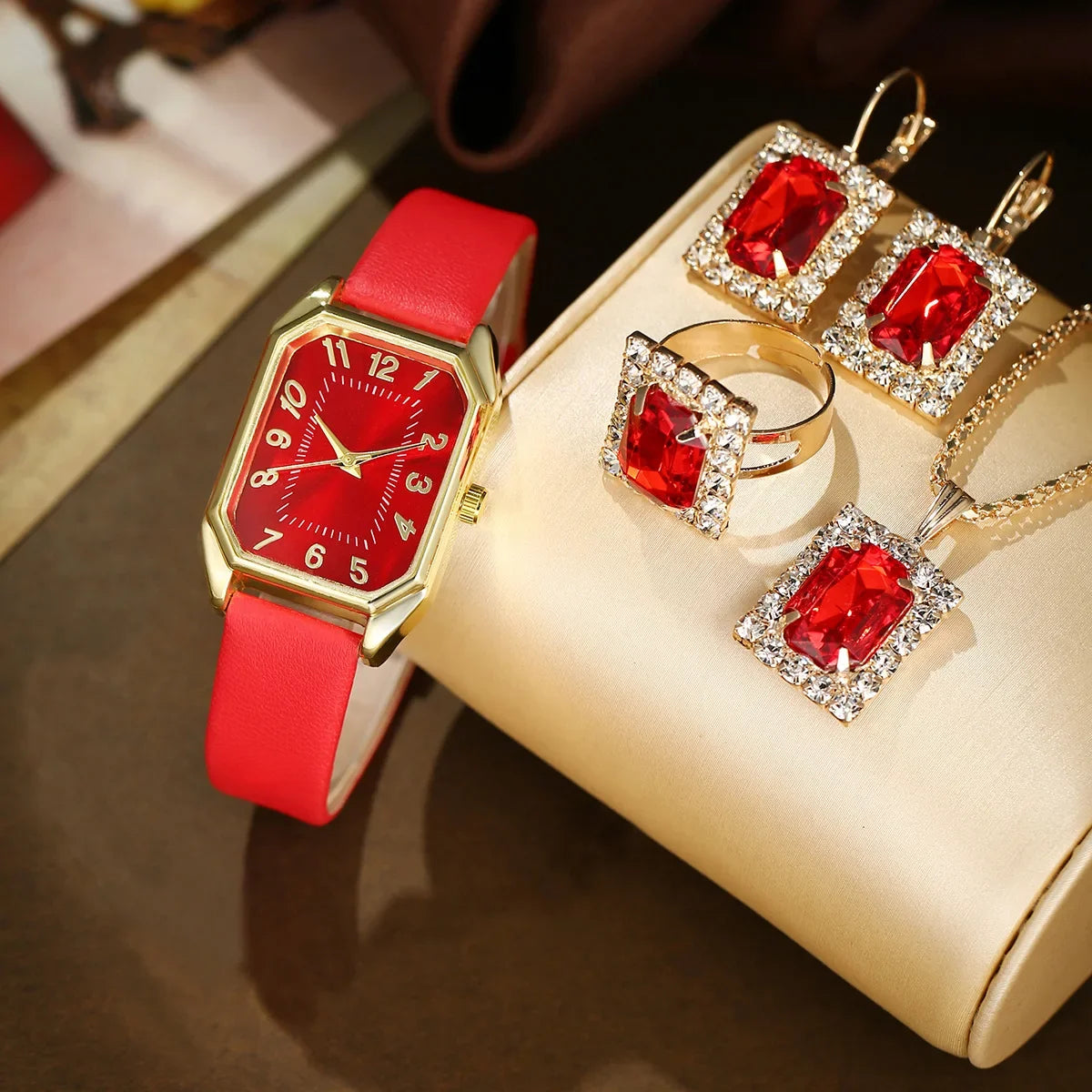 Élégance Carrée – Coffret Montre & Bijoux pour Femme