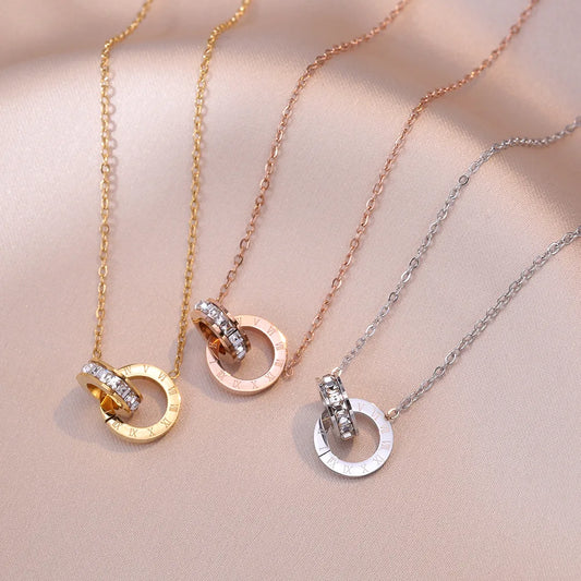 Collier Ras-du-Cou Cercle Cristal de Luxe – Pendentif Chiffres Romains en Acier Inoxydable Or & Argent
